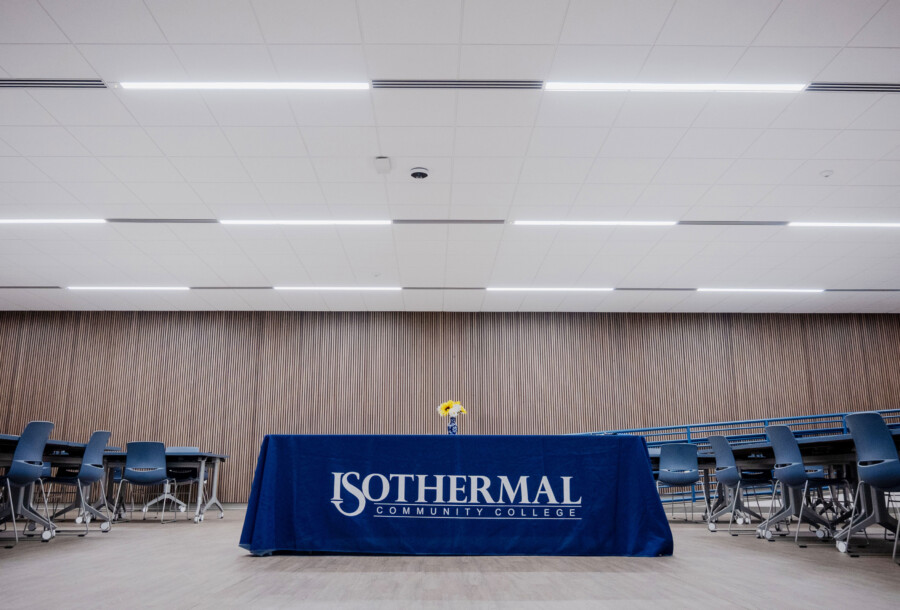 Nyoka Melton Library & Learning Commons at Isothermal Community College