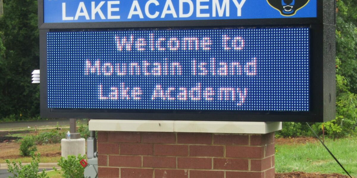 Mt. Island Lake Academy school sign.